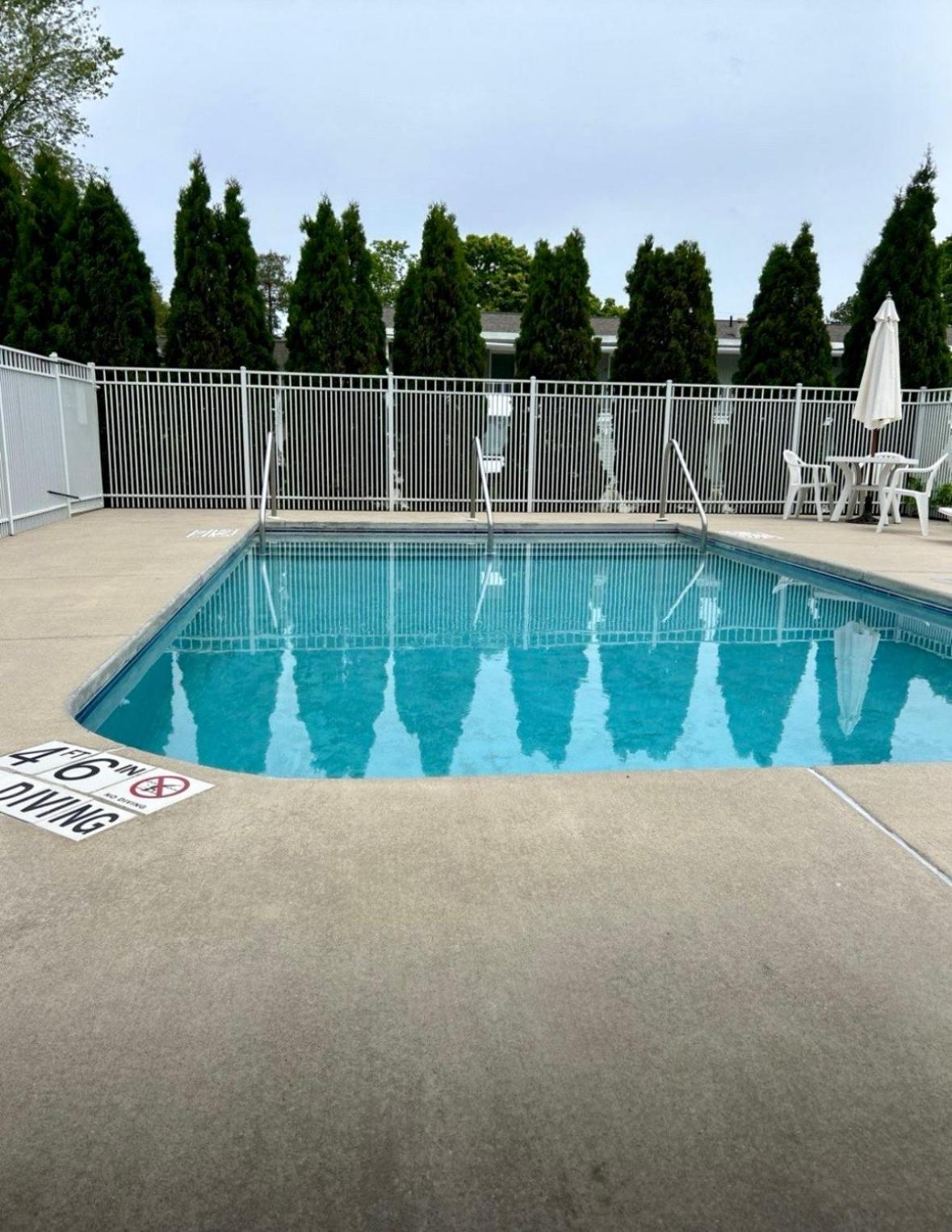 Spruce & Shore Motel フィッシュクリーク エクステリア 写真