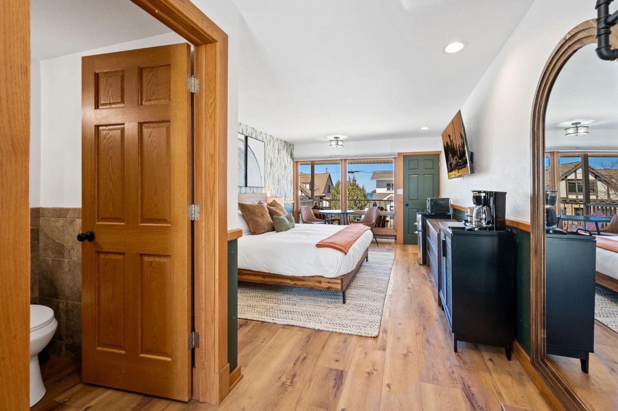 Spruce & Shore Motel フィッシュクリーク エクステリア 写真